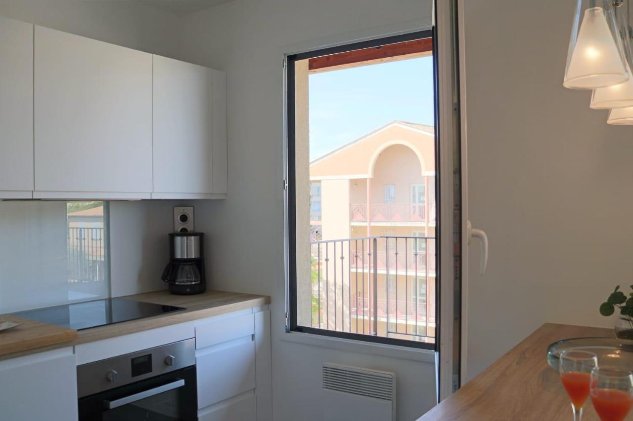 Uzes Centre La Terrasse Des Capucines Avec Garage Privee Apartman Kültér fotó