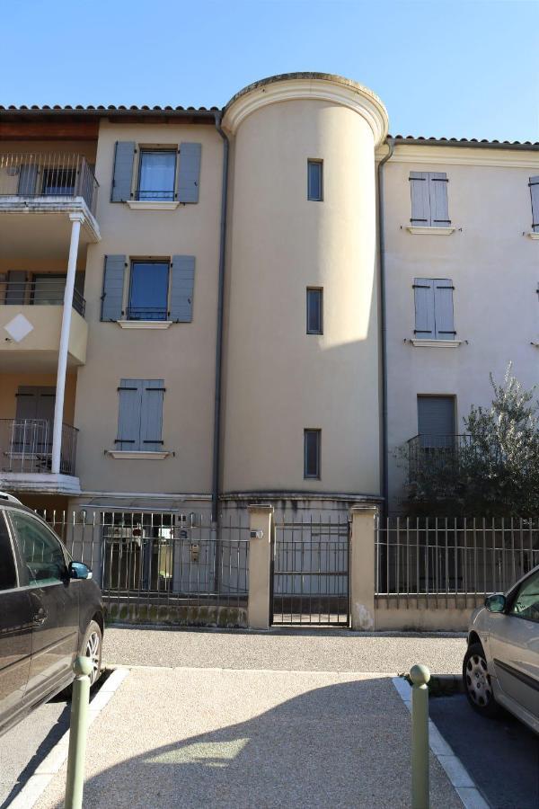 Uzes Centre La Terrasse Des Capucines Avec Garage Privee Apartman Kültér fotó
